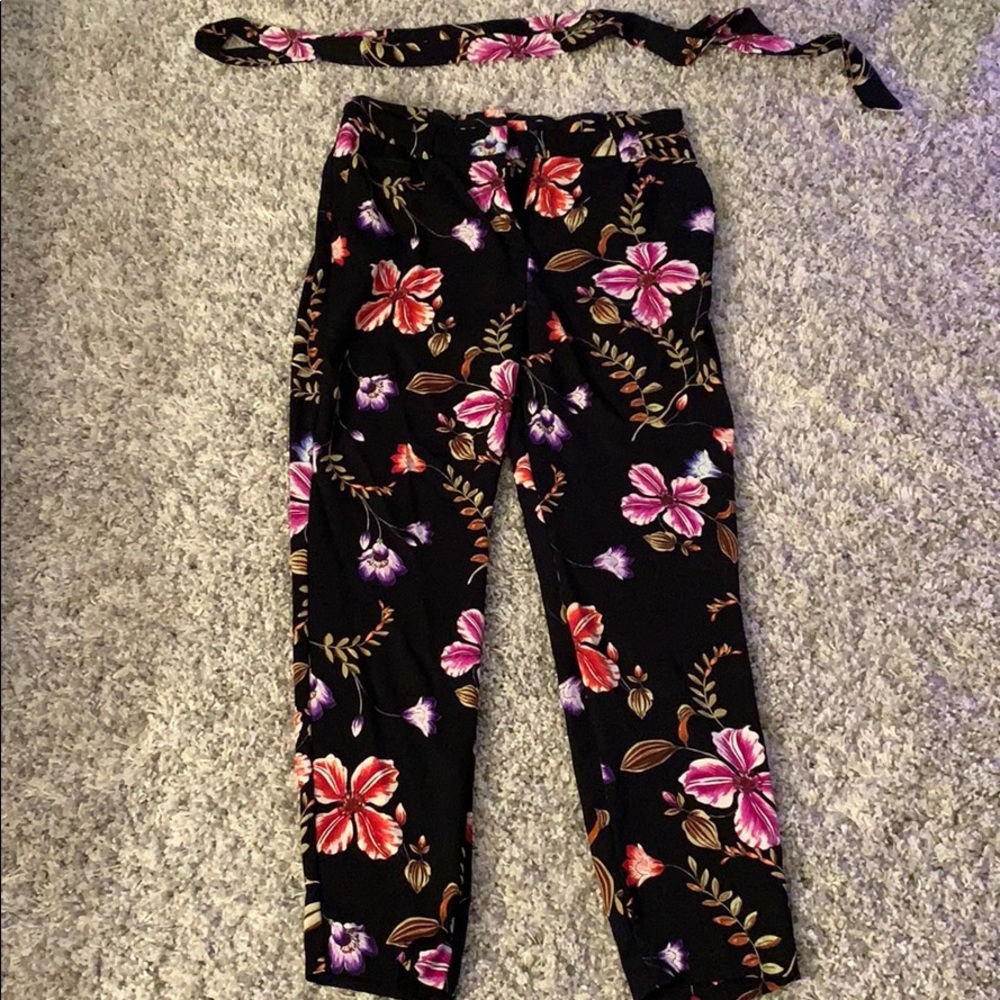 EXPRESS floral pants with belt